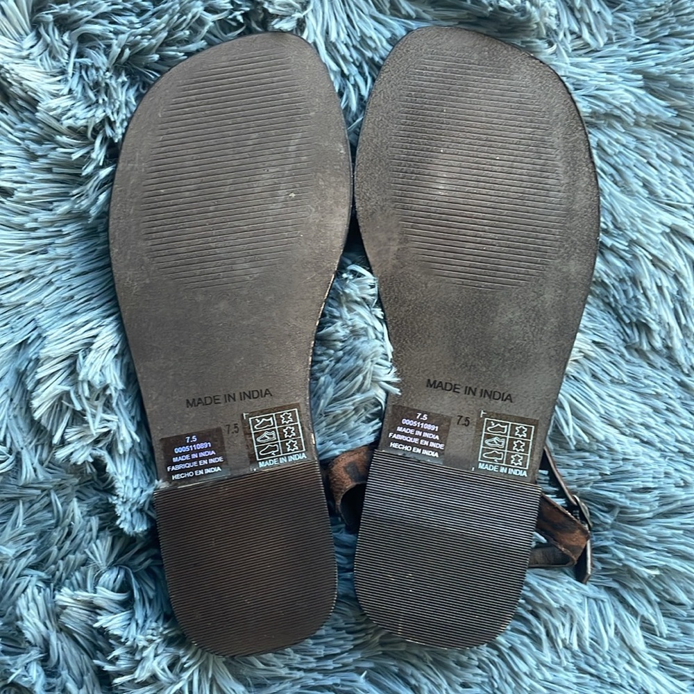 Free People ‘Alina’ Leopard Sandals - Picture 10 of 14